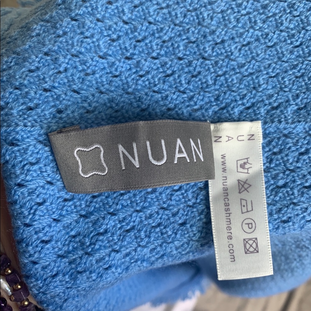 Nuan cashmere scarf-new!